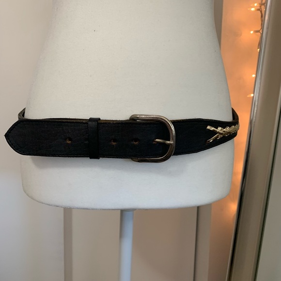 Vintage Conch Belt - Picture 2 of 5
